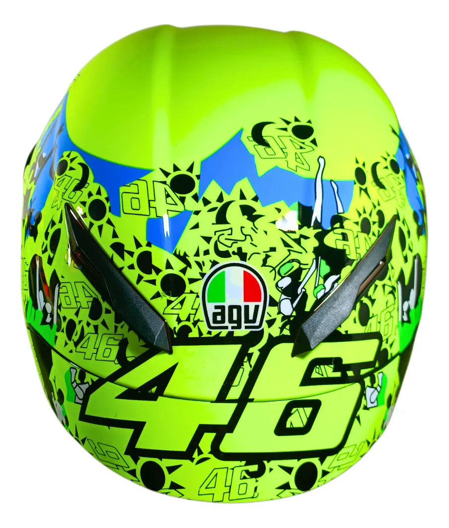 Capacete AGV Pista GP RR, vista traseira com o logo da AGV