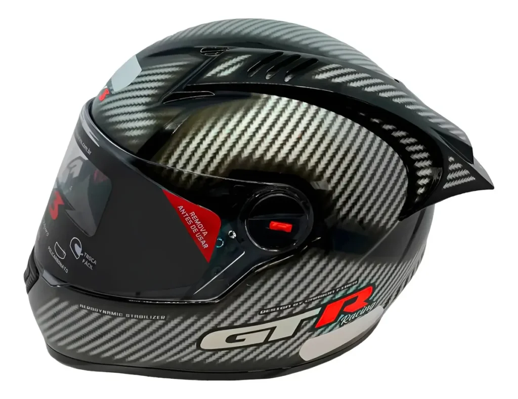 Capacete FW3 GTR Vale a Pena? Análise Completa do Integral GTRacing Capacete FW3 GTR fechado com oculos interno fume e viseira transparente